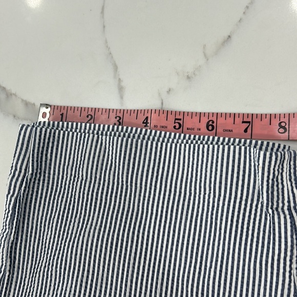 Talbots Blue White Striped Chelsea Capri/ Bermuda Pants. Size 16 P (580) - Picture 9 of 10